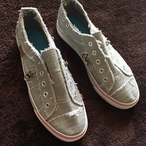MissLook Distressed sneakers